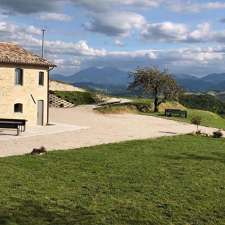 B&B Il Passo Urbino Bagian luar foto