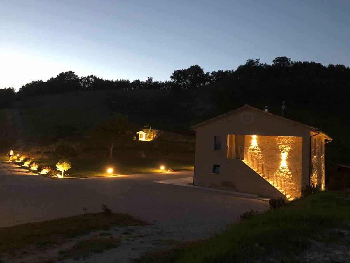 B&B Il Passo Urbino Bagian luar foto