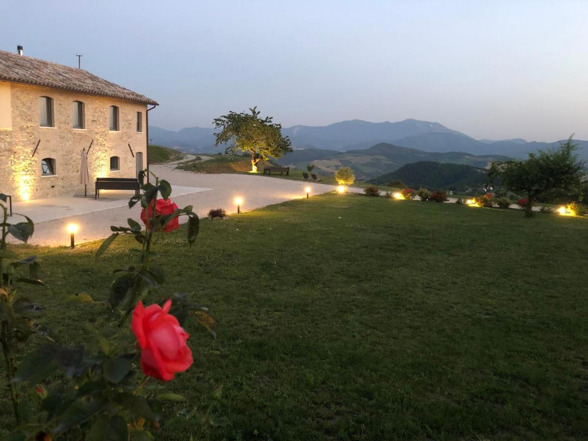 B&B Il Passo Urbino Bagian luar foto